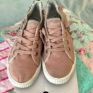 Blowfish Dirty Pink Smoked Canvas/ Natural Diego Weave Style: Fruit Size: 10